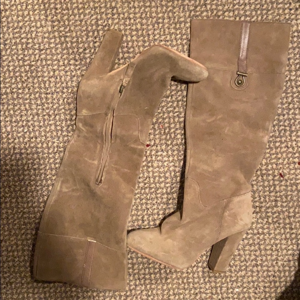 Suede heel tope boots